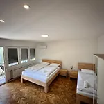 Air Urban Ilidza Free Parking And Near Airport Апартаменты *