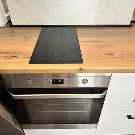 Air Urban Ilidza Free Parking And Near Airport Appartamento *