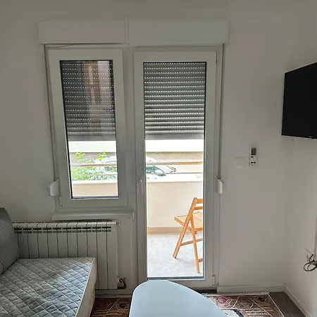 Air Urban Ilidza Free Parking And Near Airport Apartmán *