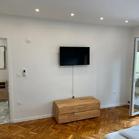Apartmán Air Urban Ilidza Free Parking And Near Airport *