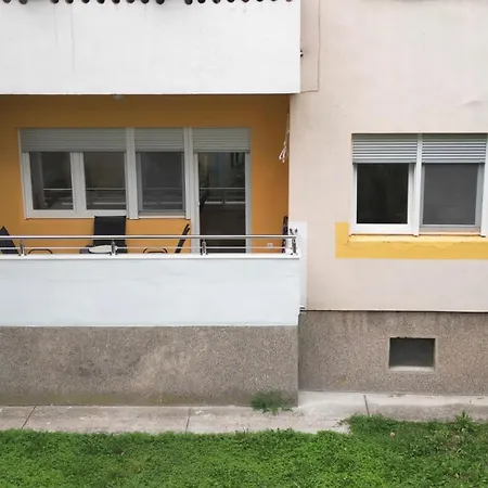 Air Urban Ilidza Free Parking And Near Airport Apartamento