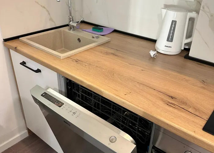 Air Urban Ilidza Free Parking And Near Airport 塞拉耶佛