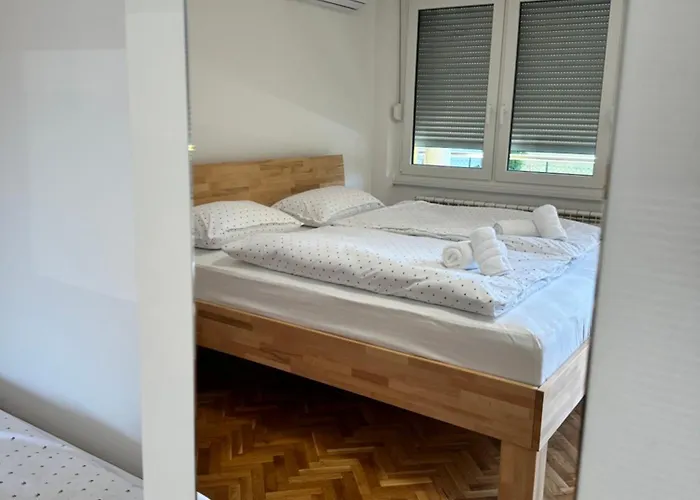 公寓 Air Urban Ilidza Free Parking And Near Airport