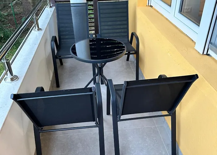 Air Urban Ilidza Free Parking And Near Airport 塞拉耶佛