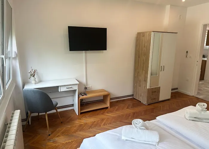 公寓 Air Urban Ilidza Free Parking And Near Airport *