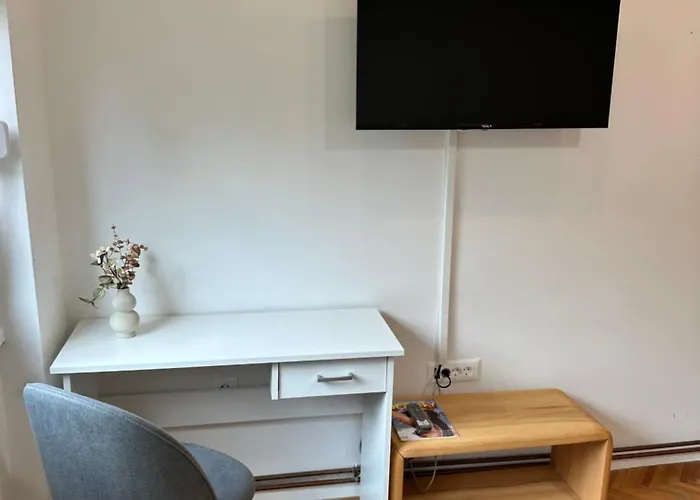 Air Urban Ilidza Free Parking And Near Airport *