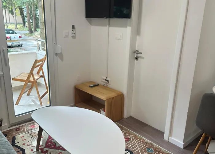 公寓 Air Urban Ilidza Free Parking And Near Airport *