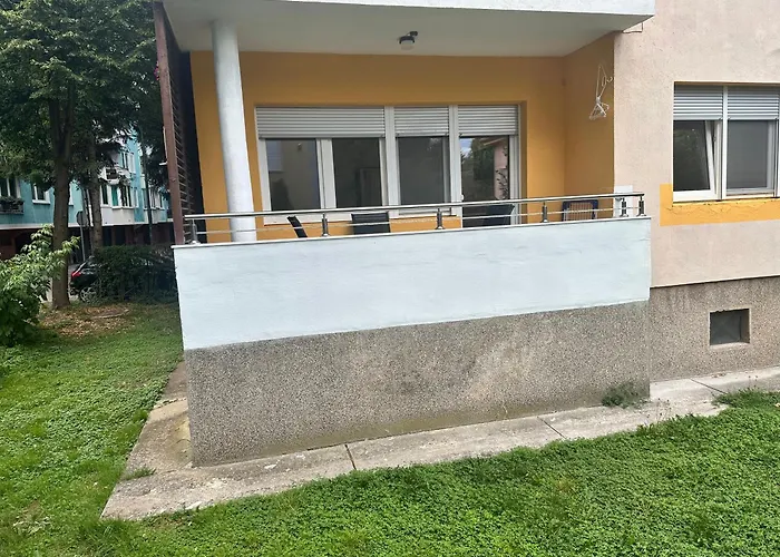 Air Urban Ilidza Free Parking And Near Airport *