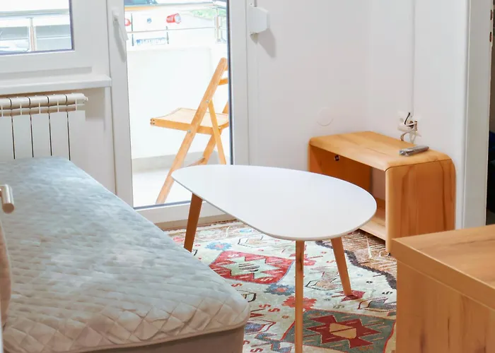 Air Urban Ilidza Free Parking And Near Airport *