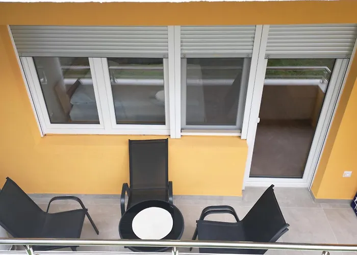 Air Urban Ilidza Free Parking And Near Airport 公寓