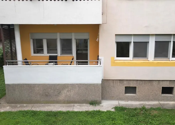 Air Urban Ilidza Free Parking And Near Airport 公寓